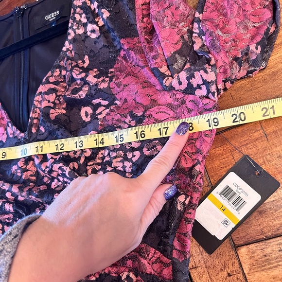 NWT GUESS DRESS - Picture 7 of 12